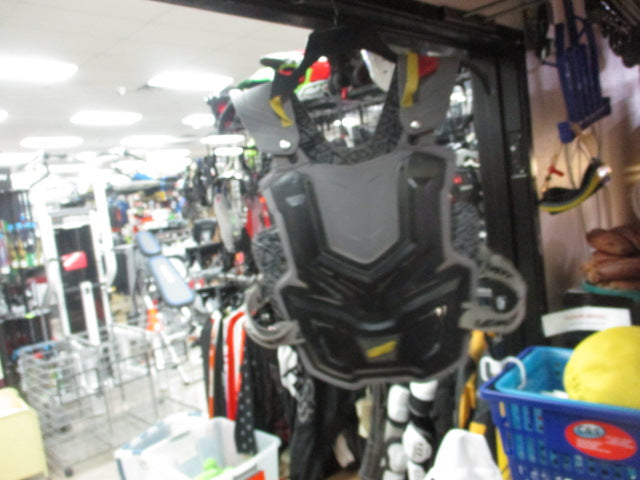 Load image into Gallery viewer, Used Leatt Motocross Chest Protector
