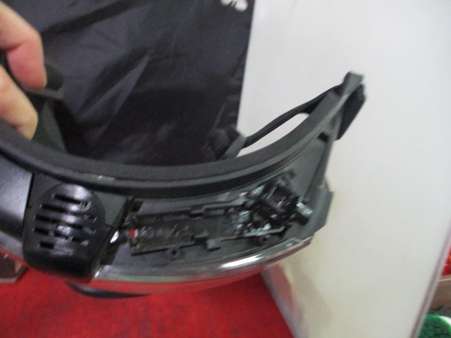 Load image into Gallery viewer, Used Crossman Pro Airsoft Mask
