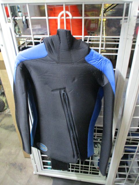 Load image into Gallery viewer, Used2 Piece Windward Wet Suit Size Adult
