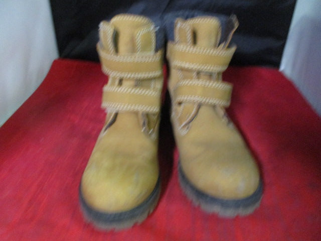 Load image into Gallery viewer, Used Kids Kamik Takodav Waterprood Boots Size 2
