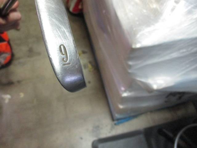 Load image into Gallery viewer, Used Acer Cavity 9 Iron
