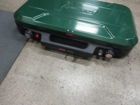 Coleman Even Temp 3 Burner Propane Stove (Latch Doesnt Lock) NEVER USED