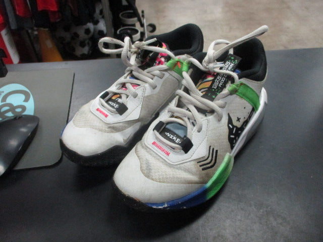 Load image into Gallery viewer, Used Nike Zoom Crossover Basketball Shoes Size 4.5
