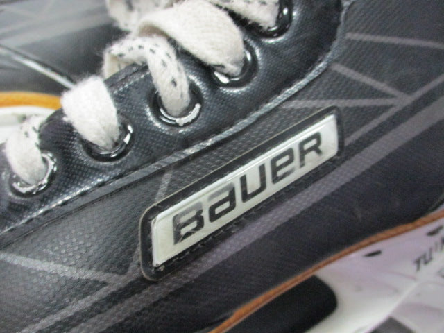 Load image into Gallery viewer, Used Bauer S160 Hockey Skates Size 4.5
