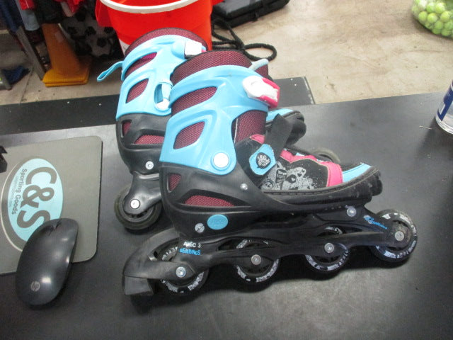 Load image into Gallery viewer, Used Kryptonics Sparke Girls Adjustable In-line Skates Size 5-8
