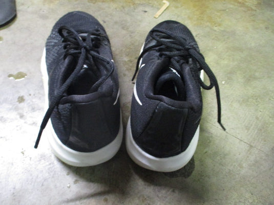 Used Nike Kyrie Irving Basketball Shoes Size 6