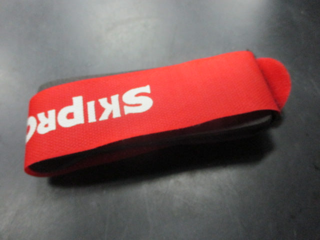 Load image into Gallery viewer, Used Ski Pro Ski Strap
