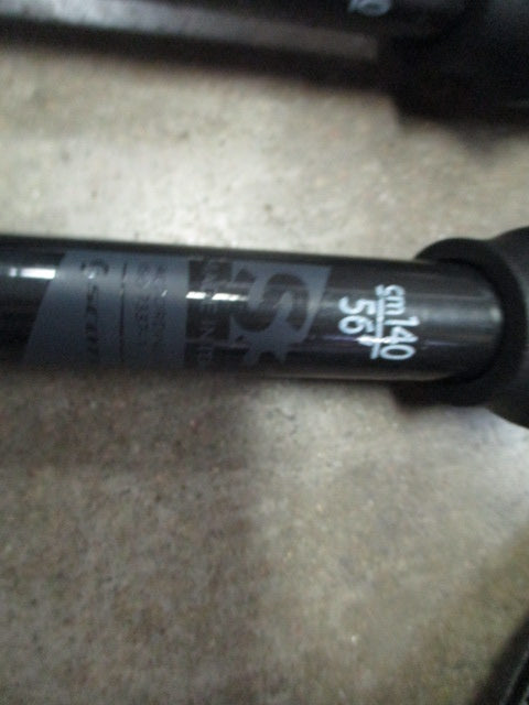 Load image into Gallery viewer, Used Scott S3 56&quot; Ski Poles
