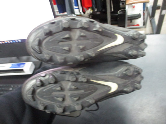 Used Nike Alpha Football Cleats Size 8.5
