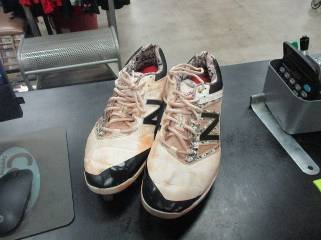 Load image into Gallery viewer, Used New Balance Metal Baseball Cleats Size 16
