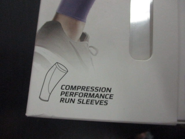 Load image into Gallery viewer, Used 2XU Compression Running Calf Sleeves Size XS
