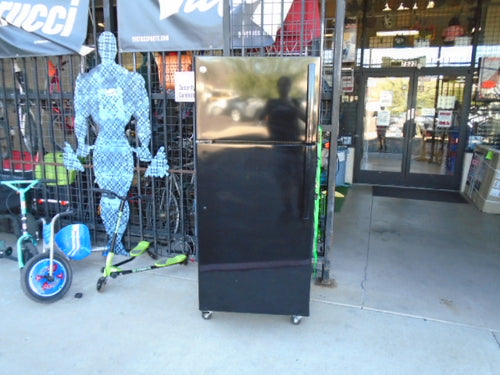 Used GE Energy Star 15.5 Cu Ft Top Freezer Refrigerator W/Ice