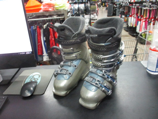 Load image into Gallery viewer, Used Salomon Irony 660 Ski Boots Size 22.0
