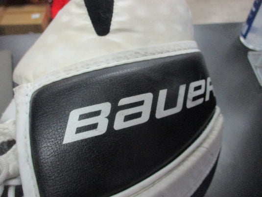 Used Bauer Vapor X 50 Hockey Goalie Glove -Intermediate