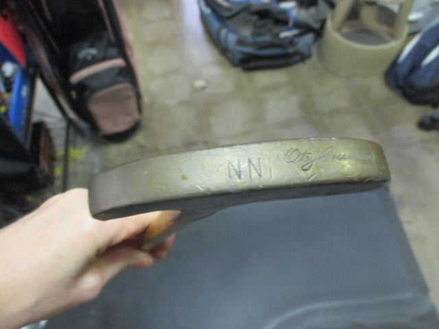Load image into Gallery viewer, Used Vintage Otey Crisman INN 35&quot; Hickory Wood Shaft Putter

