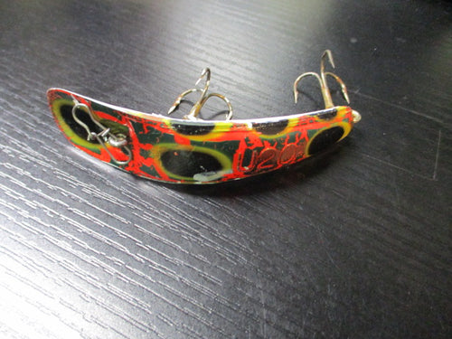 Used Yakima Flatflish Bleeding Frog U20 Lure - Painting white bottom