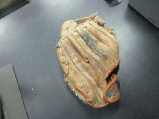 Vintage Spalding Don Kessinger Leather Baseball Glove