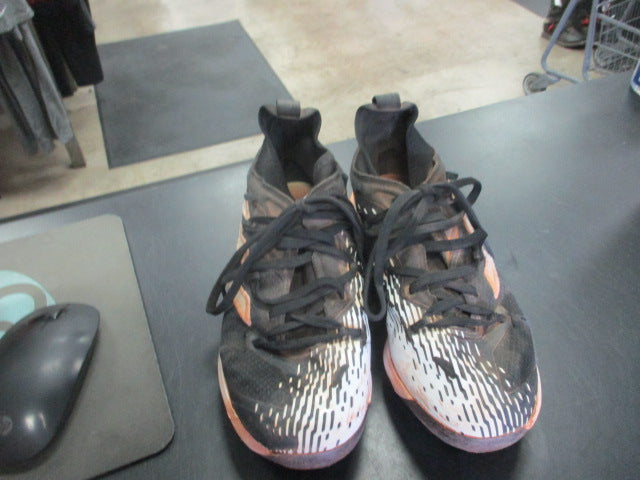Load image into Gallery viewer, Used Adidas Adizero Cleats Size 3.5
