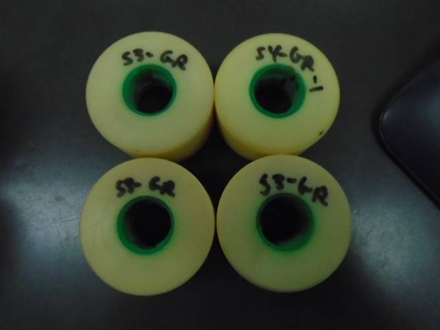 Load image into Gallery viewer, New White 54-GR-1 SKATEBOARD WHEELS Set of 4
