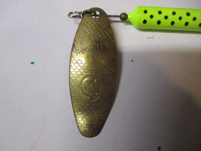 Load image into Gallery viewer, Used Yakima Rooster Tail 3/4 Spinner Lures
