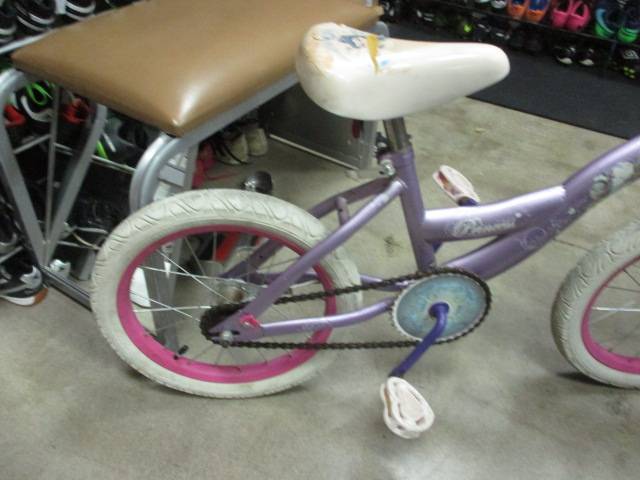 Load image into Gallery viewer, Used Huffy Princess 16&quot; Girls Bike
