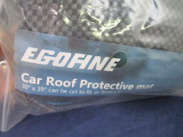 Load image into Gallery viewer, Ego Fine Car Roof Protective Mat 30&quot; x 39&quot;
