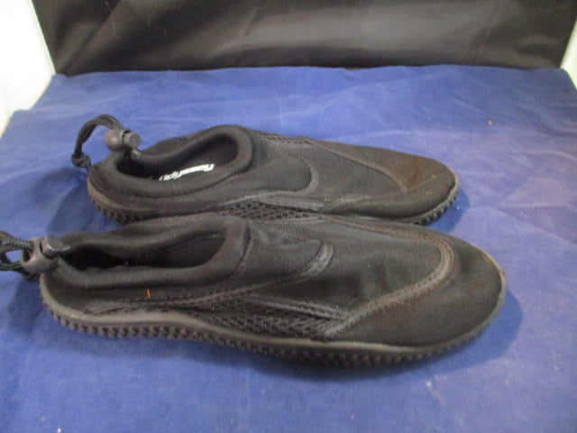 Load image into Gallery viewer, Used Odyssey Water Shoes Adult Size 7
