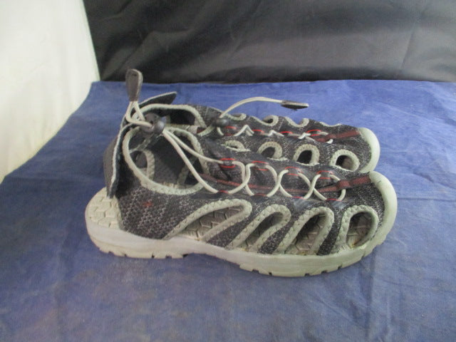 Load image into Gallery viewer, Used Northside Sandal Shoes Youth Size 5

