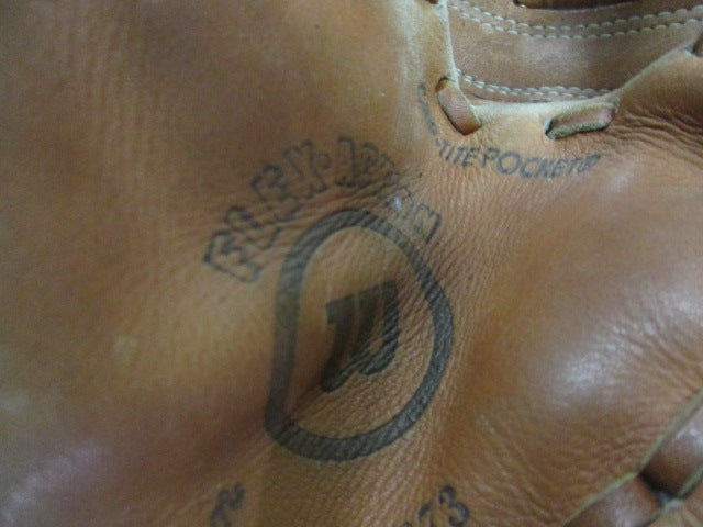 Load image into Gallery viewer, Vintage Wilson A2873 LH Leather First Base Glove
