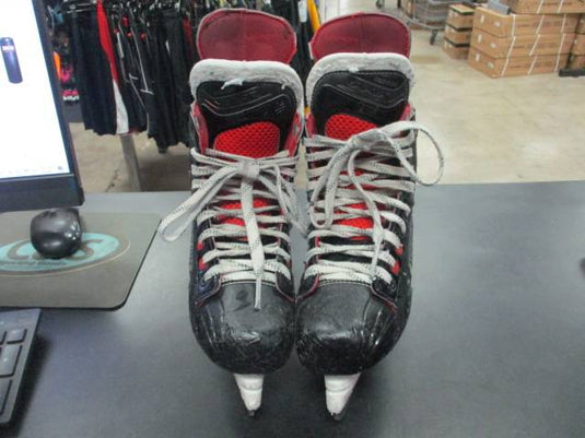 Used Bauer Vapor X700 Hockey Skates Size 5.5