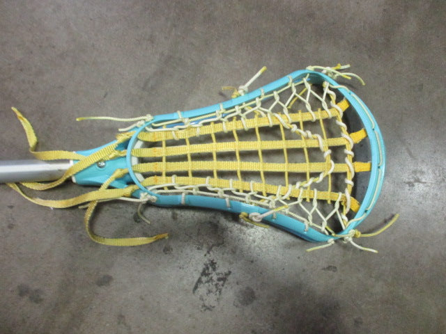 Load image into Gallery viewer, Used Women&#39;s DeBeer Complete Lacrosse Stick with Soft Feel Shaft
