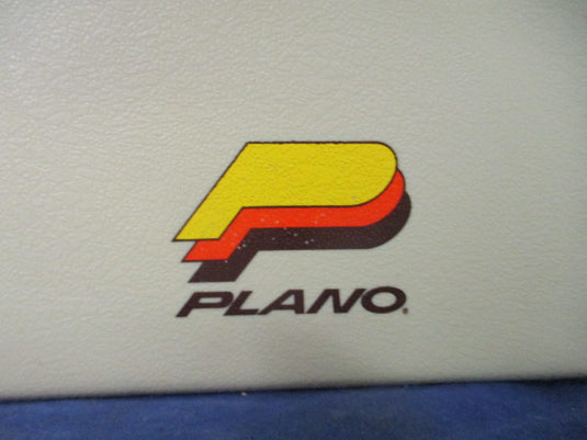 Used Vintage Plano 8733 3 Tray Cantilever Style Tackle Box