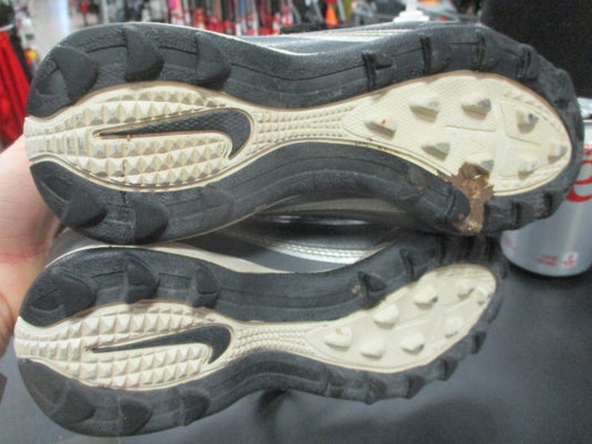 Used Nike Cleats Size 2.5