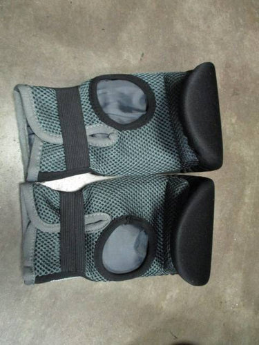 Used Everlast Everfresh Bag Gloves