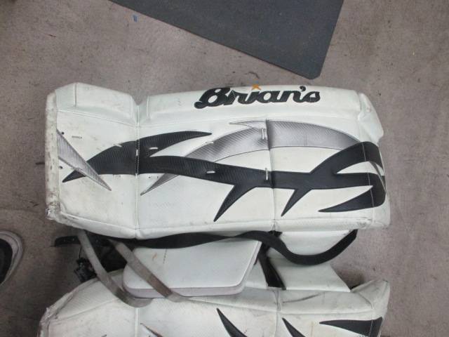 Load image into Gallery viewer, Used Brians Razor Limited Edition 32&quot; +1 Goalie Hockey Shin  Pads

