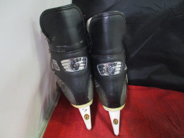 Load image into Gallery viewer, Used Graf Supra 503 Hockey Skates Size Unknow
