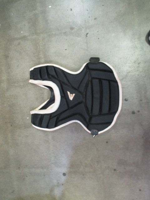 Load image into Gallery viewer, Used Easton Catcher&#39;s Chest Protector Youth Size 13&quot; Ages 9-12
