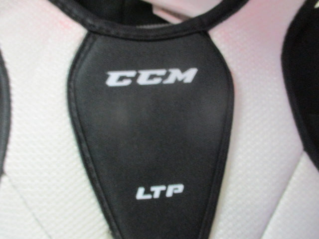 Load image into Gallery viewer, Used CCM LTP Chest Protector Youth Large
