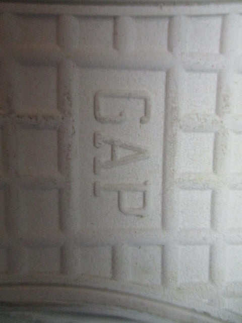 Load image into Gallery viewer, Used GAP Sherpa &amp; Corduroy Sneakers Youth Size 1
