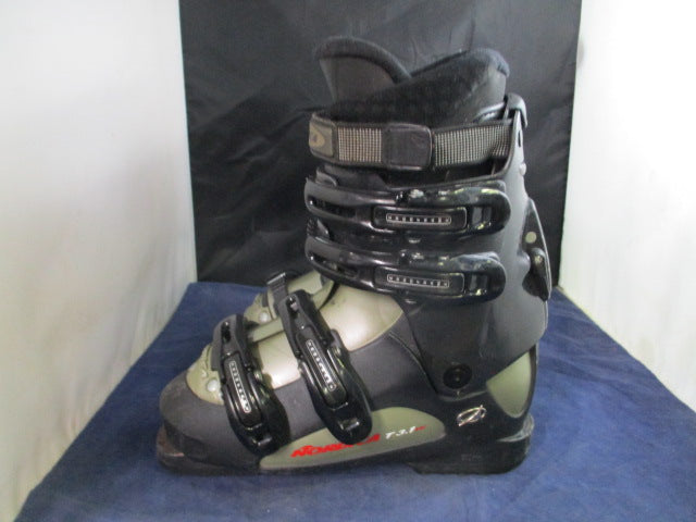 Load image into Gallery viewer, Used Nordica T3.1W Ski Boots Size 24-24.5
