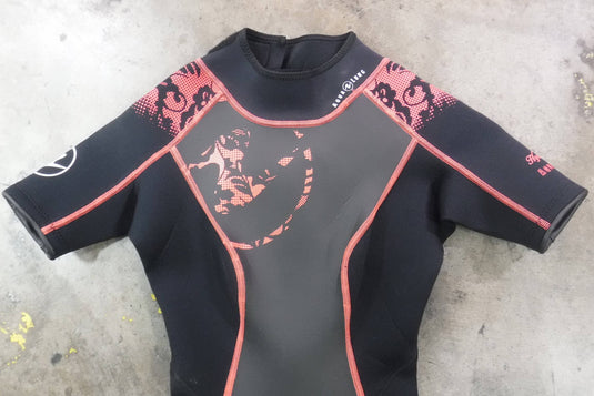 New Aqualung Hydroflex Womens Size 4 Shorty Wetsuit