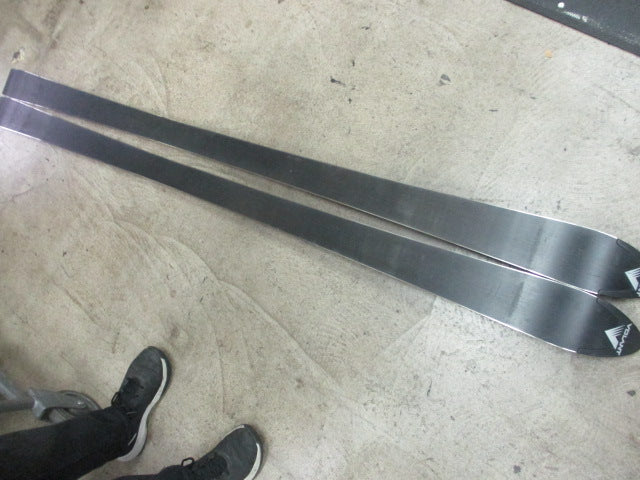 Load image into Gallery viewer, Used Volant Super L 175cm SKis (NO BINDINGS)
