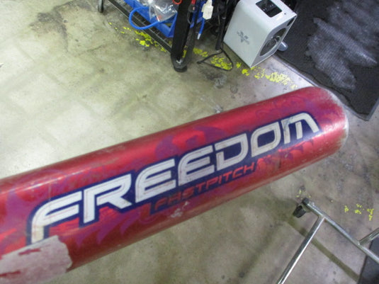 Used Worth Freedom 28" -9 Fatspitch Softball Bat