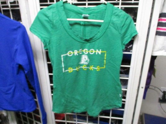 Used Women's Oregon Ducks T-Shirt Size Small