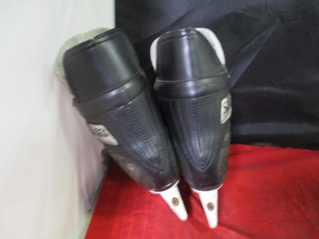 Load image into Gallery viewer, Used Graf Supra G3 Hockey Skates Size Unknown
