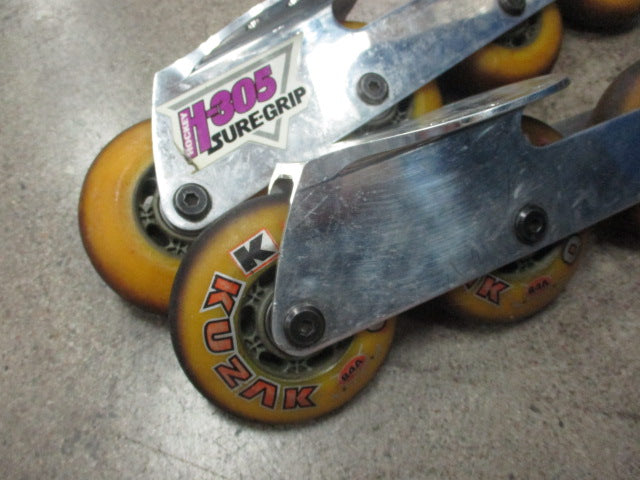 Load image into Gallery viewer, Used H-305 Sure Grip Inline Hockey Skate Chassis / Wheel Set
