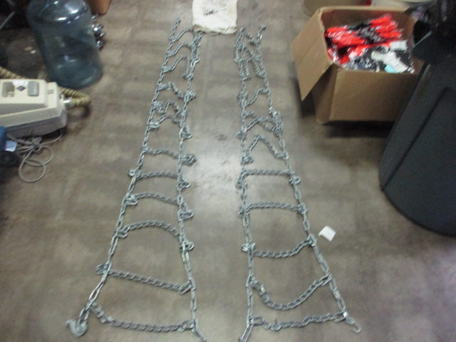 Load image into Gallery viewer, Used Viking Tire Chains Set of 2
