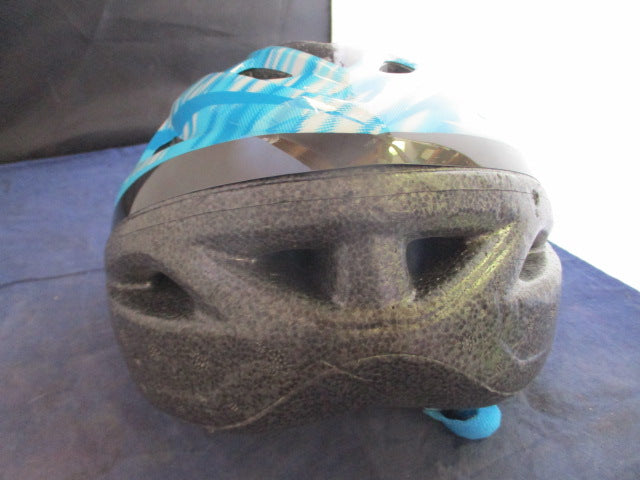 Load image into Gallery viewer, Used Bell Richter Kids Bike Helmet

