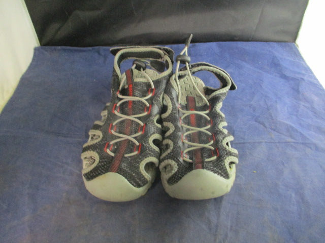 Load image into Gallery viewer, Used Northside Sandal Shoes Youth Size 3
