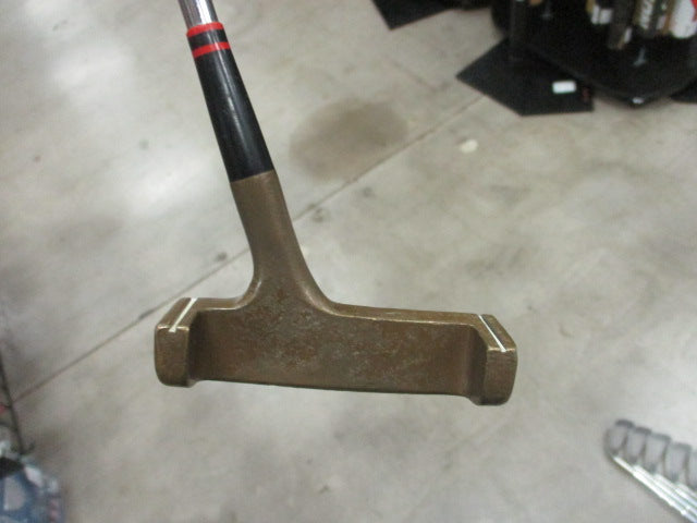 Load image into Gallery viewer, Used Ben Hogan Rail 35.5&quot; Putter
